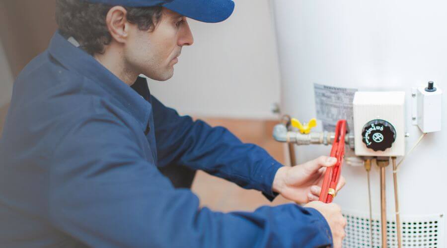 Expert burst pipe repair services in Chatham, IL